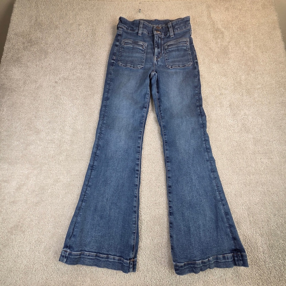 American Eagle Super Hi-Rise Flare Jeans Medium Wash Next Level Stretch Size 4